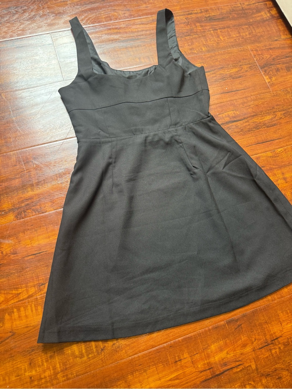 Storia little black dress with bow detail Size M - Picture 6 of 8